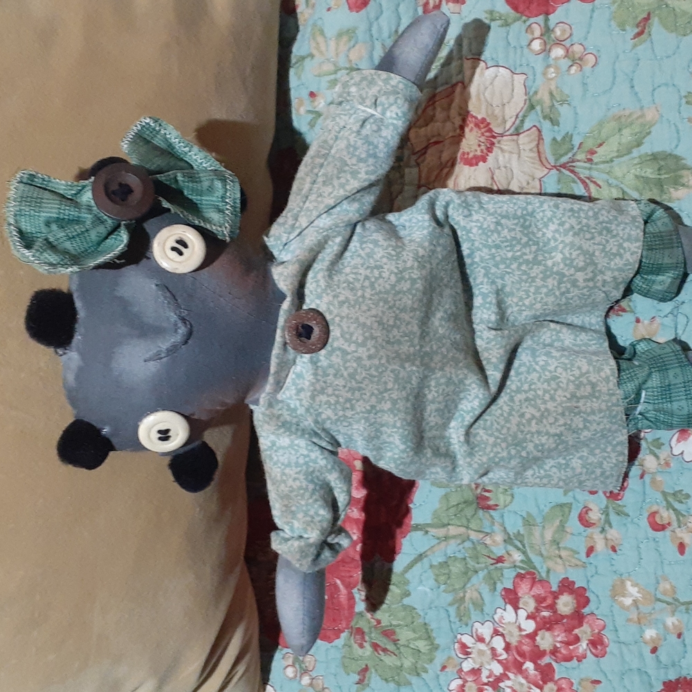 Primitive grungy quilted Doll